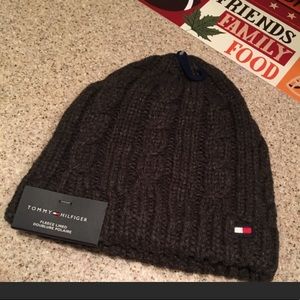 New Tommy Hilfiger Cable Knit Fleece Lined Hat